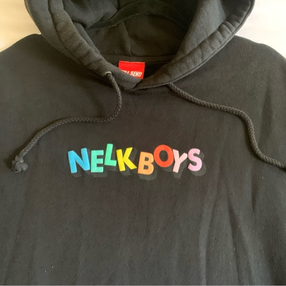 FULL SEND NELK BOYS INDEPENDENT MENS MEDIUM BLACK HOODIE COLORFUL SPELL OUT ZUMI - Picture 2 of 12